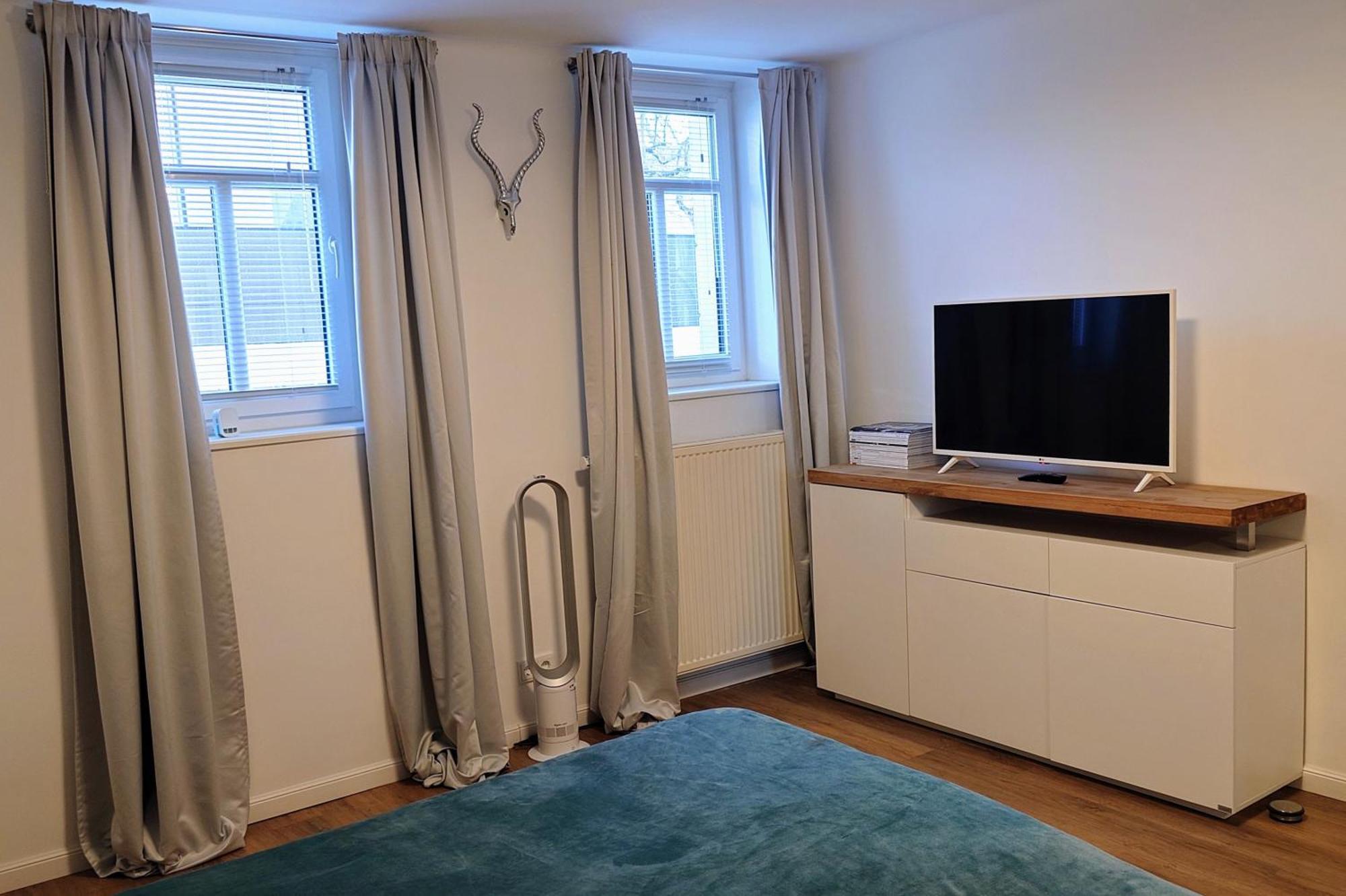 Villa Kreuzbergl - Apartment Klagenfurt am Woerthersee Buitenkant foto